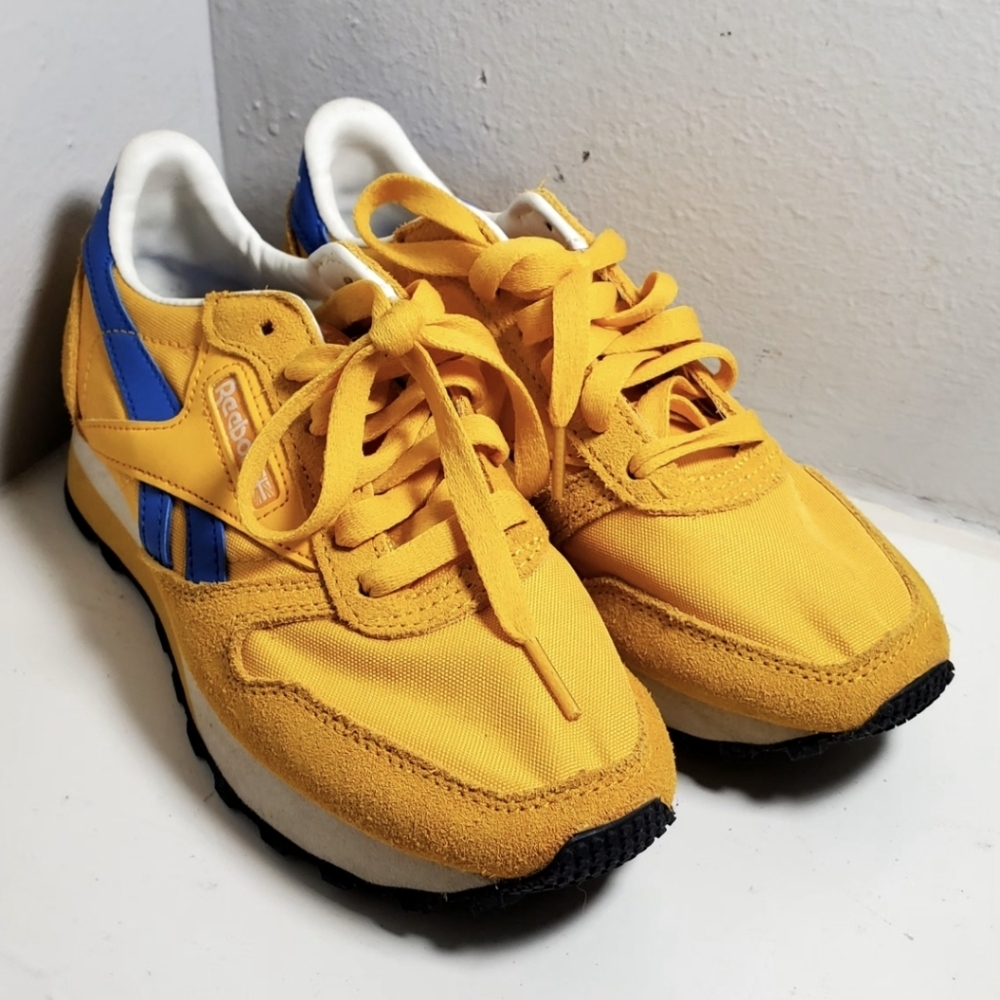 Reebok  Unisex  Junior
Classic Leather AZ 'Fierce Gold'  Size 3